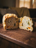 Jalapeño cheddar sourdough sandwich loaf 🍞